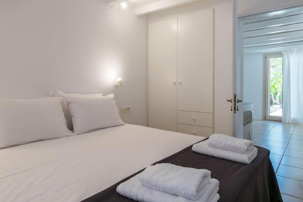 Gazia Guesthouse Milos Adamantas  Exteriör bild
