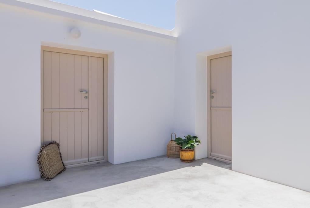 Gazia Guesthouse Milos Adamantas  Exteriör bild